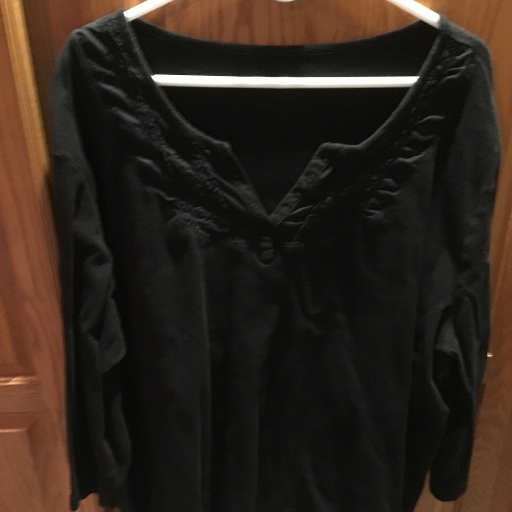 Faded Glory 5X black tee